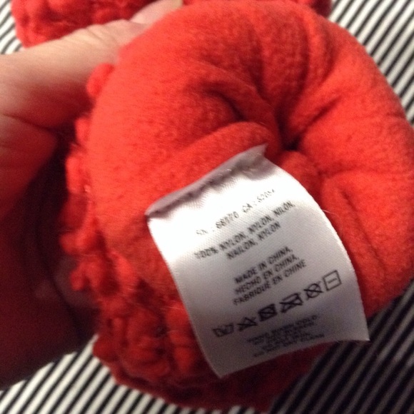 new ANTHROPOLOGIE red boucle first snow mittens E4 - Picture 7 of 7